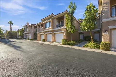251 S Green Valley Pkwy #2212, Henderson, NV 89012