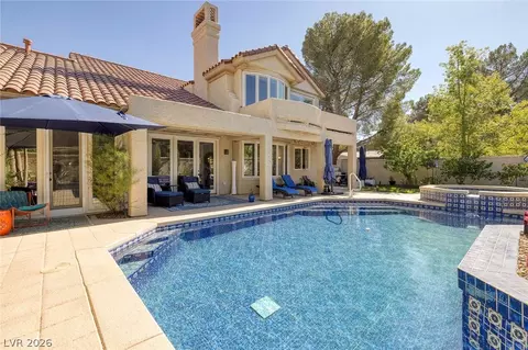 7402 Mission Hills Dr, Las Vegas, NV 89113