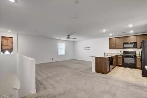 5226 Steep Cliffs Ave, Las Vegas, NV 89115