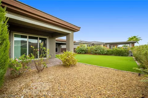 Exterior - 37 Reflection Bay Dr, Henderson, NV 89011 photo 7 of 15