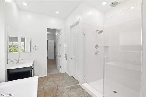 Bath - 37 Reflection Bay Dr, Henderson, NV 89011 photo 1 of 2