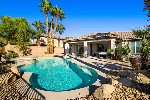 8745 Killians Greens Dr, Las Vegas, NV 89131