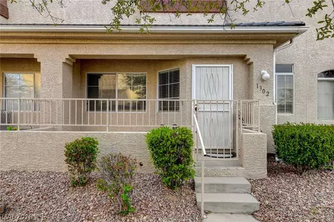 1302 Dusty Creek St, Las Vegas, NV 89128