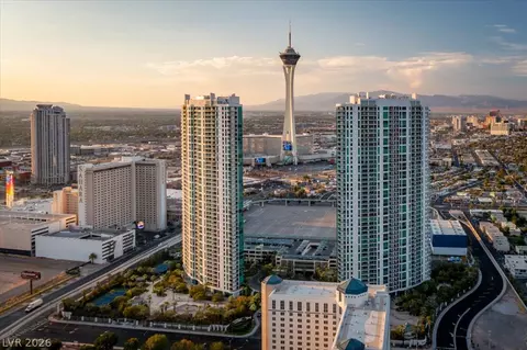222 Karen Ave #707, Las Vegas, NV 89109