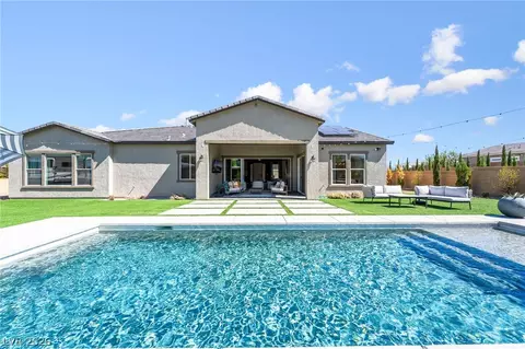 8735 S Pioneer Way, Las Vegas, NV 89113