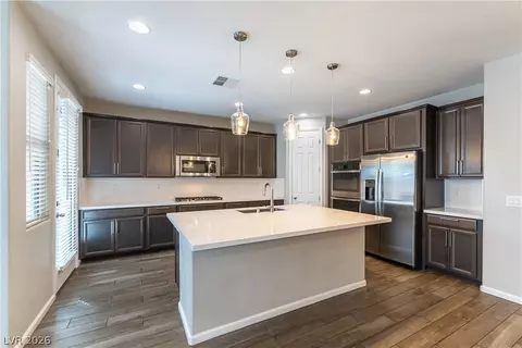 6008 Bugsy St, North Las Vegas, NV 89081