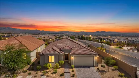 6412 Belgrossa Bend St, Las Vegas, NV 89166