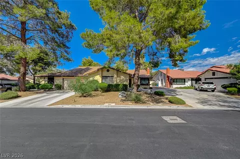 4432 Live Oak Dr, Las Vegas, NV 89121