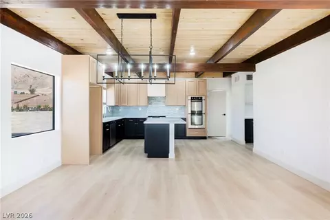 649 Wilshire Blvd, Las Vegas, NV 89110