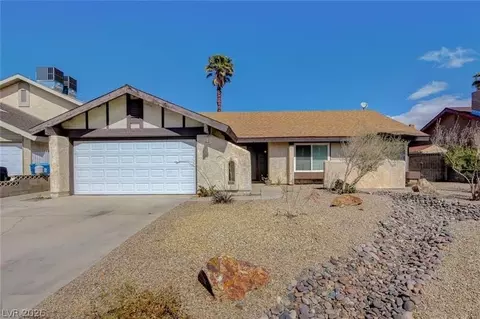 6616 Treadway Ln, Las Vegas, NV 89103