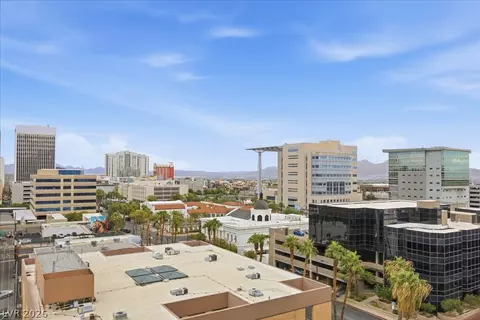 353 E Bonneville Ave #902, Las Vegas, NV 89101