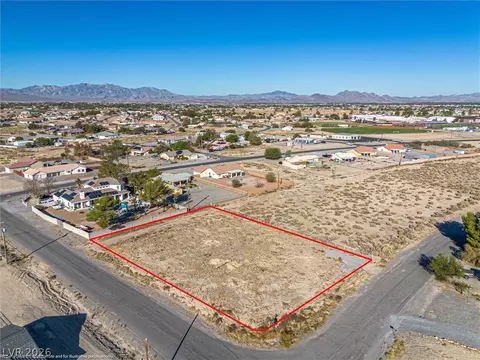 2330 S Laguna St, Pahrump, NV 89048