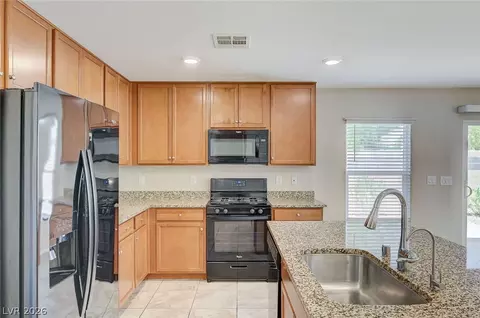 Kitchen - 9228 Harbin Ave, Las Vegas, NV 89148 photo 5 of 5