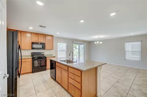 Kitchen - 9228 Harbin Ave, Las Vegas, NV 89148 photo 4 of 5