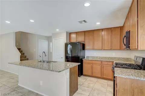 Kitchen - 9228 Harbin Ave, Las Vegas, NV 89148 photo 3 of 5
