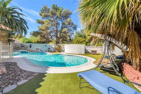 395 Placer Creek Ln, Henderson, NV 89014
