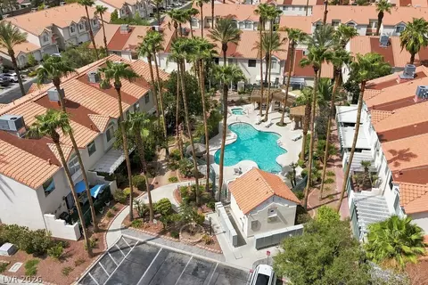 5248 Sunny Beach Ln, Las Vegas, NV 89118
