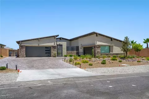 8310 W Camero Ave, Las Vegas, NV 89113