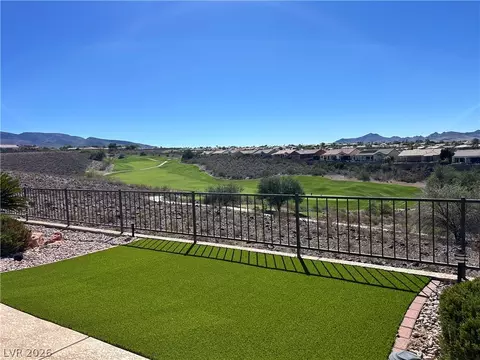 2851 Scotts Valley Dr, Henderson, NV 89052