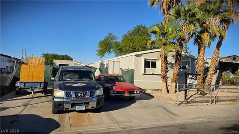5998 Castlemont Ave, Las Vegas, NV 89156
