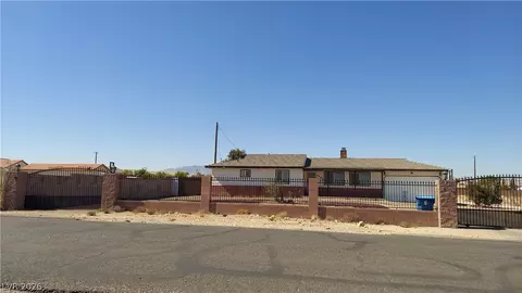 8545 Mohawk St, Las Vegas, NV 89139