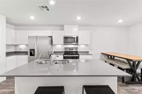 4924 Fern Mesa Ave, Las Vegas, NV 89139