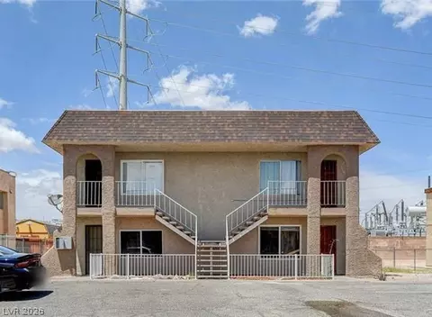 5322 Del Gado Dr, Las Vegas, NV 89103