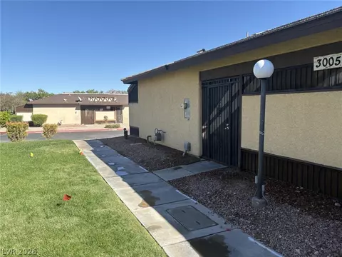 3005 Saint George St #D, North Las Vegas, NV 89030