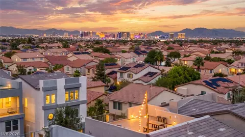 7761 Misty Oaks Ave, Las Vegas, NV 89113