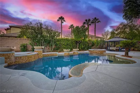 379 Autumn Hue Ave, Las Vegas, NV 89123