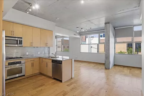 353 E Bonneville Ave #295, Las Vegas, NV 89101