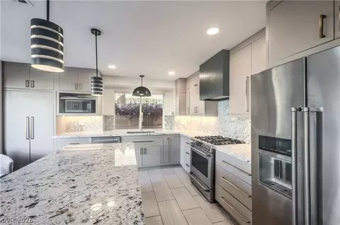 1729 Mexican Poppy St, Las Vegas, NV 89128