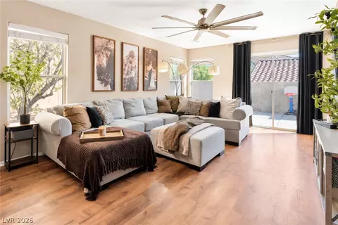 7804 Nesting Pine Pl, Las Vegas, NV 89143