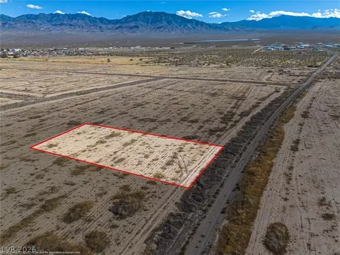 280 E Interceptor Dr, Pahrump, NV 89060