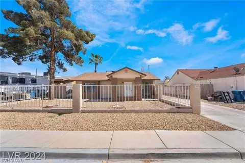 5944 Willard St, Las Vegas, NV 89122