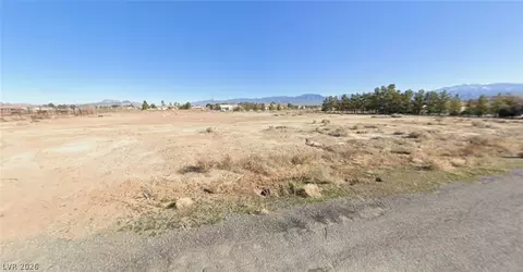 1350 W Iguana St, Pahrump, NV 89048
