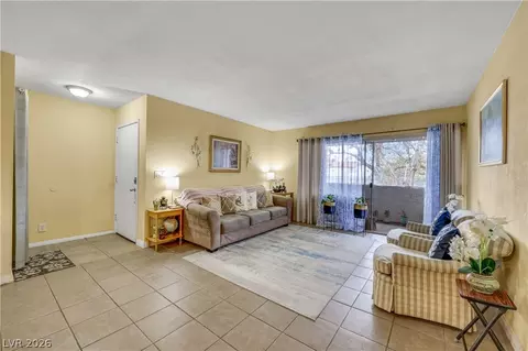 1455 E Katie Ave #L22, Las Vegas, NV 89119