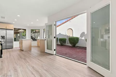 2309 Calle De Nuevo, Las Vegas, NV 89102
