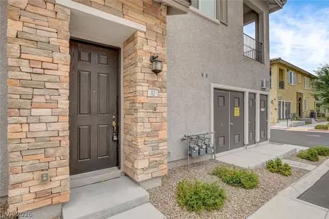 25 Barbara Ln #82, Las Vegas, NV 89183