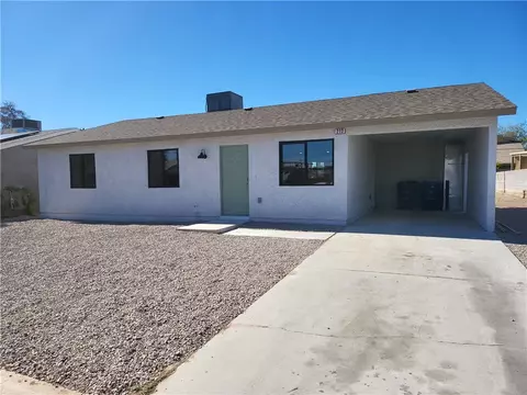 213 Ronald Ln, Las Vegas, NV 89110