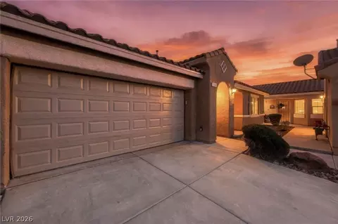 9360 Borough Park St, Las Vegas, NV 89178
