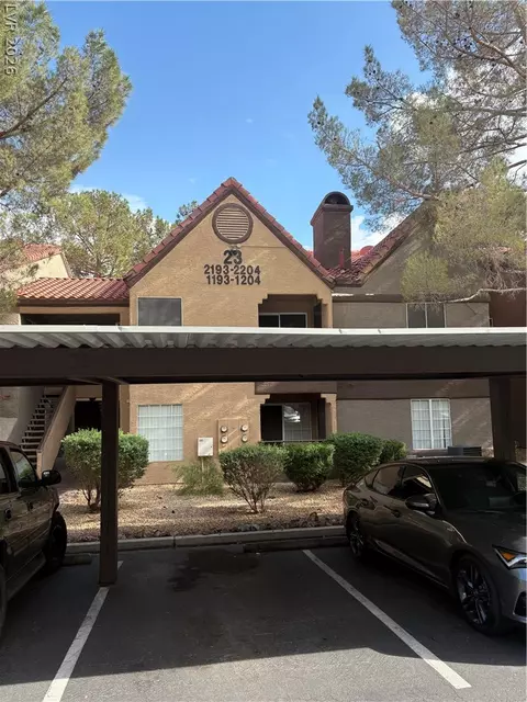 2200 S Fort Apache Rd #2202, Las Vegas, NV 89117