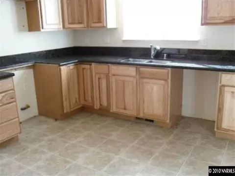 951 Maple Way, Fallon, NV 89406 photo 5
