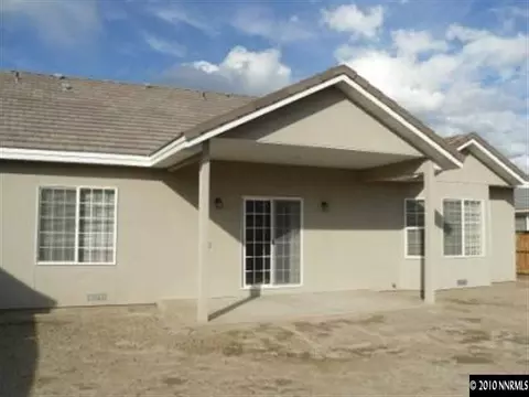 951 Maple Way, Fallon, NV 89406 photo 2