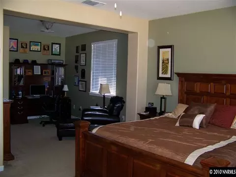 10620 Cedar Bend Ct, Reno, NV 89521 photo 2