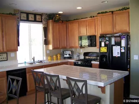 10620 Cedar Bend Ct, Reno, NV 89521 photo 5