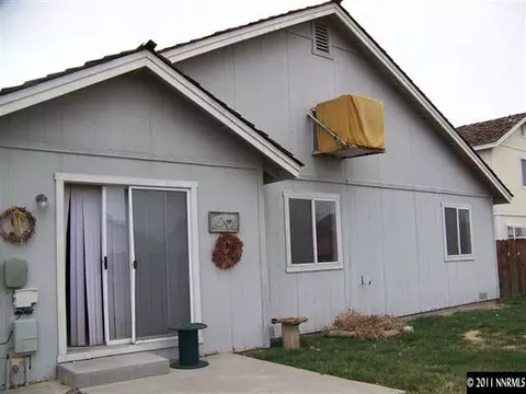1051 Aimee Ln, Fallon, NV 89406 photo 2
