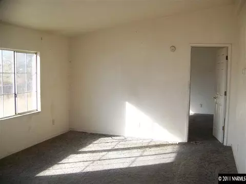 933 Thornbird, Fallon, NV 89406 photo 4
