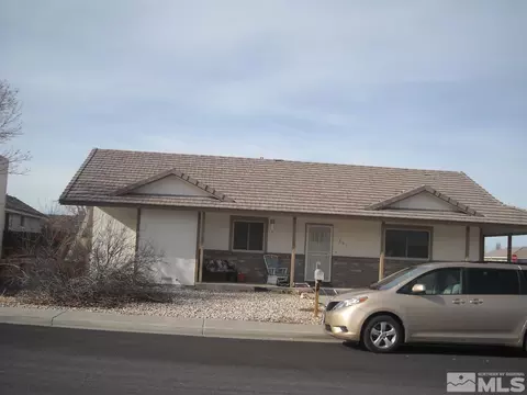 561 Michael Dr, Fallon, NV 89406 photo 1