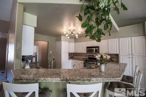 271 Carson River Dr, Fallon, NV 89406 photo 7